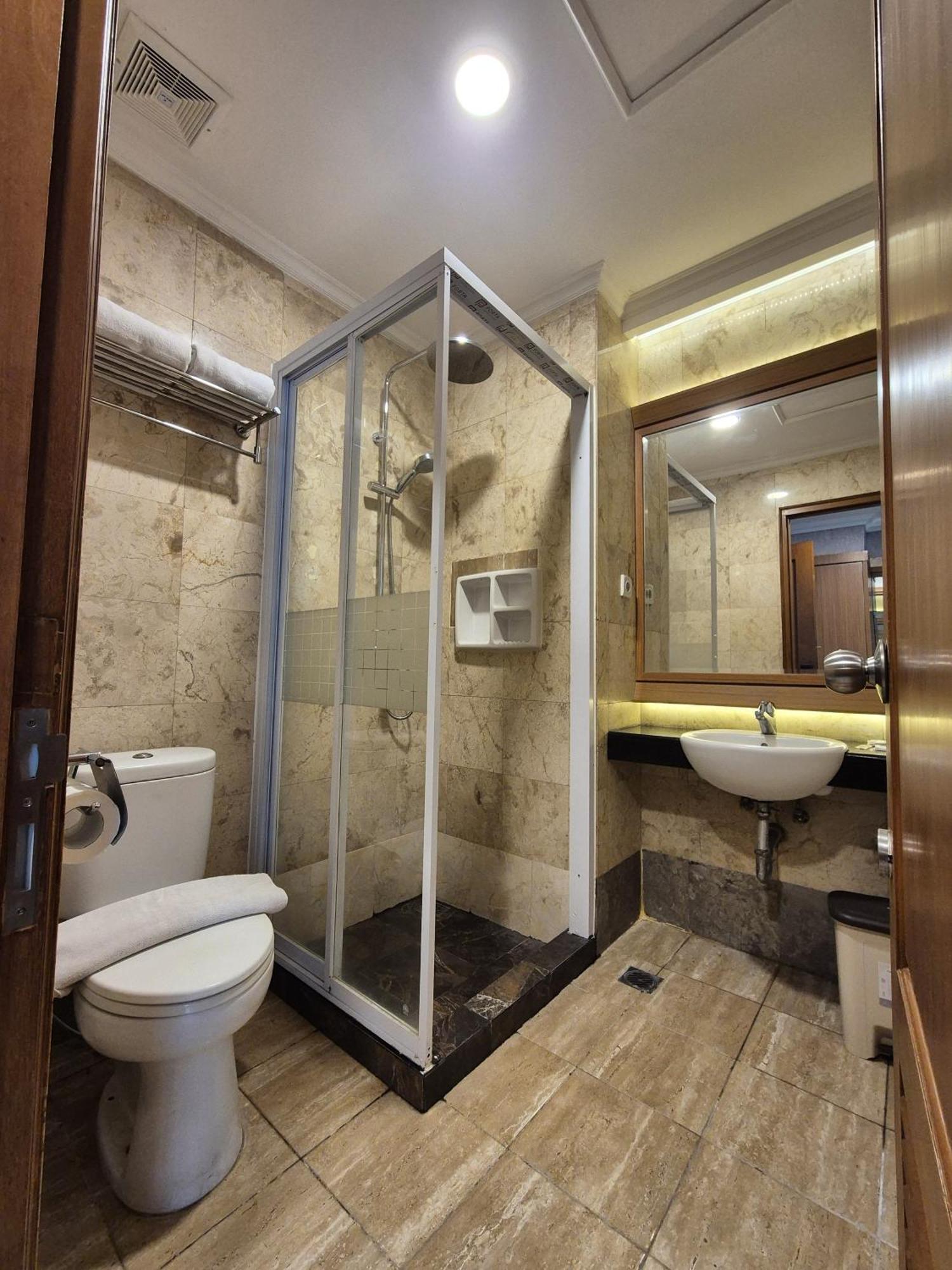 Giia Maluku Hotel Thamrin Jakarta Exterior photo